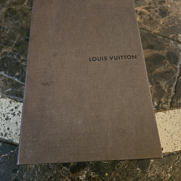 Louis Vuitton Vintage Red Sarah vernis wallet with box and dustbag - Picture 3 of 13